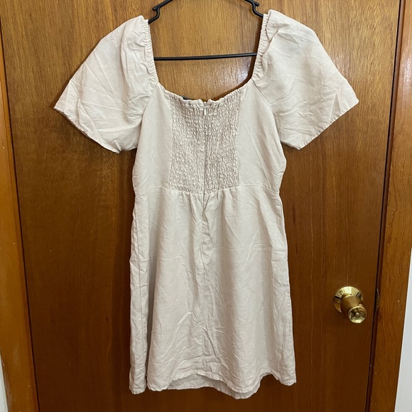 Forever21 Cream Milkmaid Puff Sleeve Linen Style Dress, Small - Picture 2 of 4
